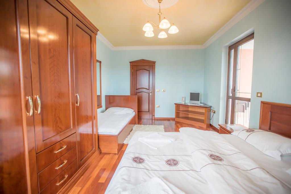 Apartments Leonarda ปอร์โตรอซ ภายนอก รูปภาพ