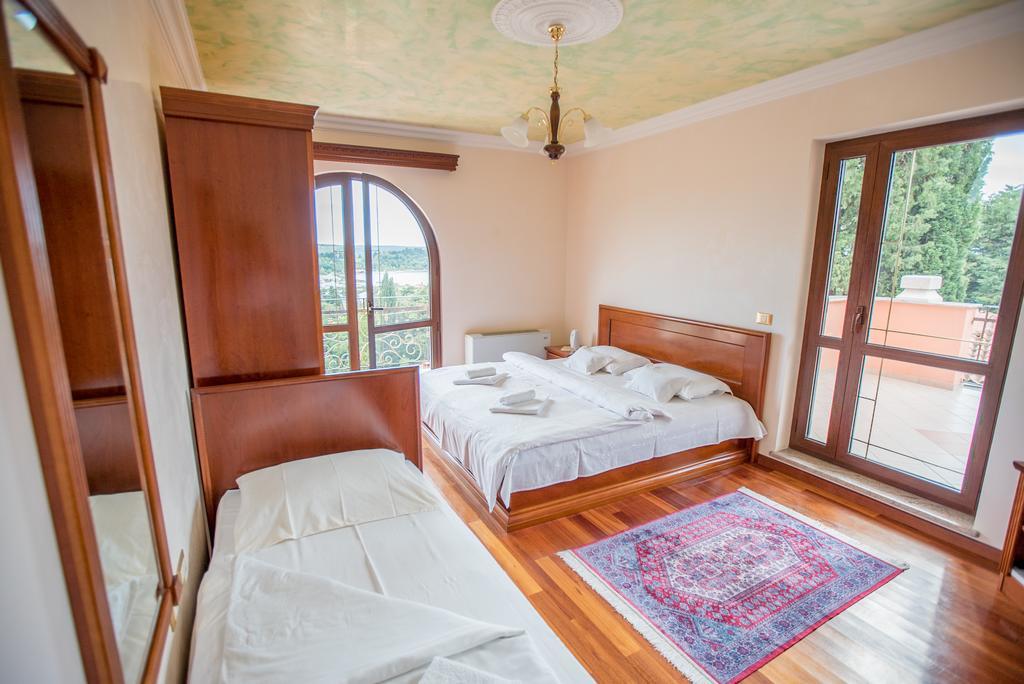 Apartments Leonarda ปอร์โตรอซ ภายนอก รูปภาพ